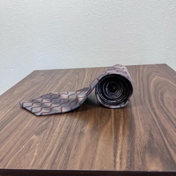 Pierre Cardin Men's Silver Gray Red Printed Abstract 100% Silk Classic Neck Tie - Picture 2 of 5